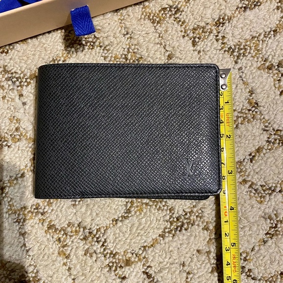 Louis Vuitton men’s wallet - Picture 12 of 15